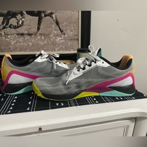 Reebok 9.5 men’s shoes.